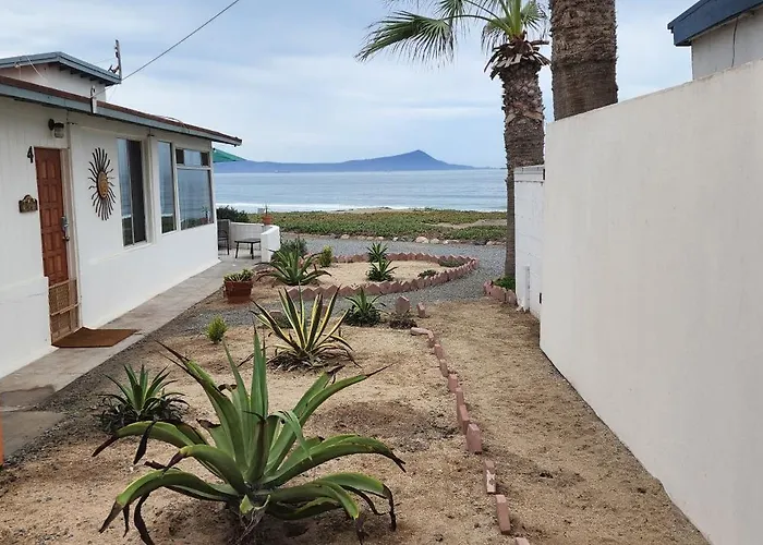Casa Lucia - Beachfront House